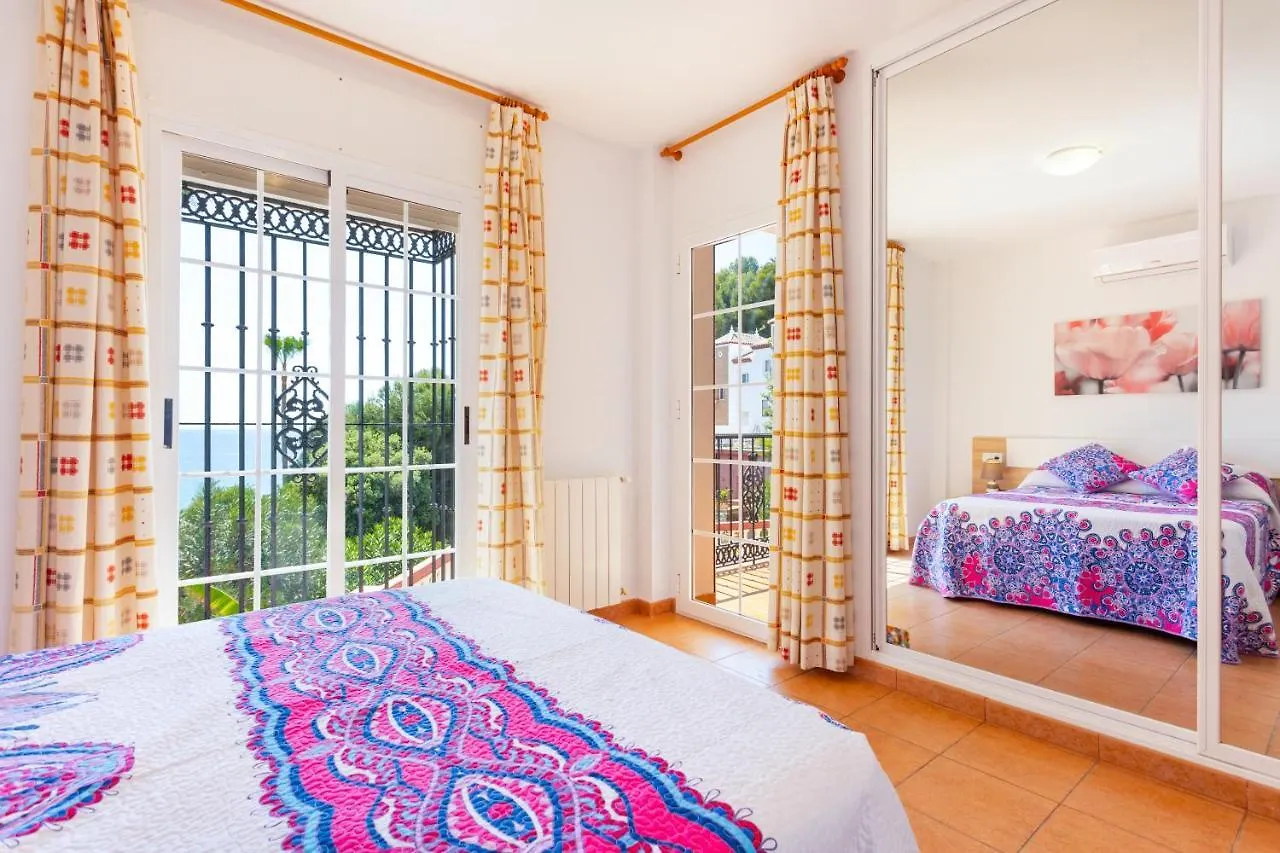 Apartamento Ladera Nerja 0*,  Spanyolország